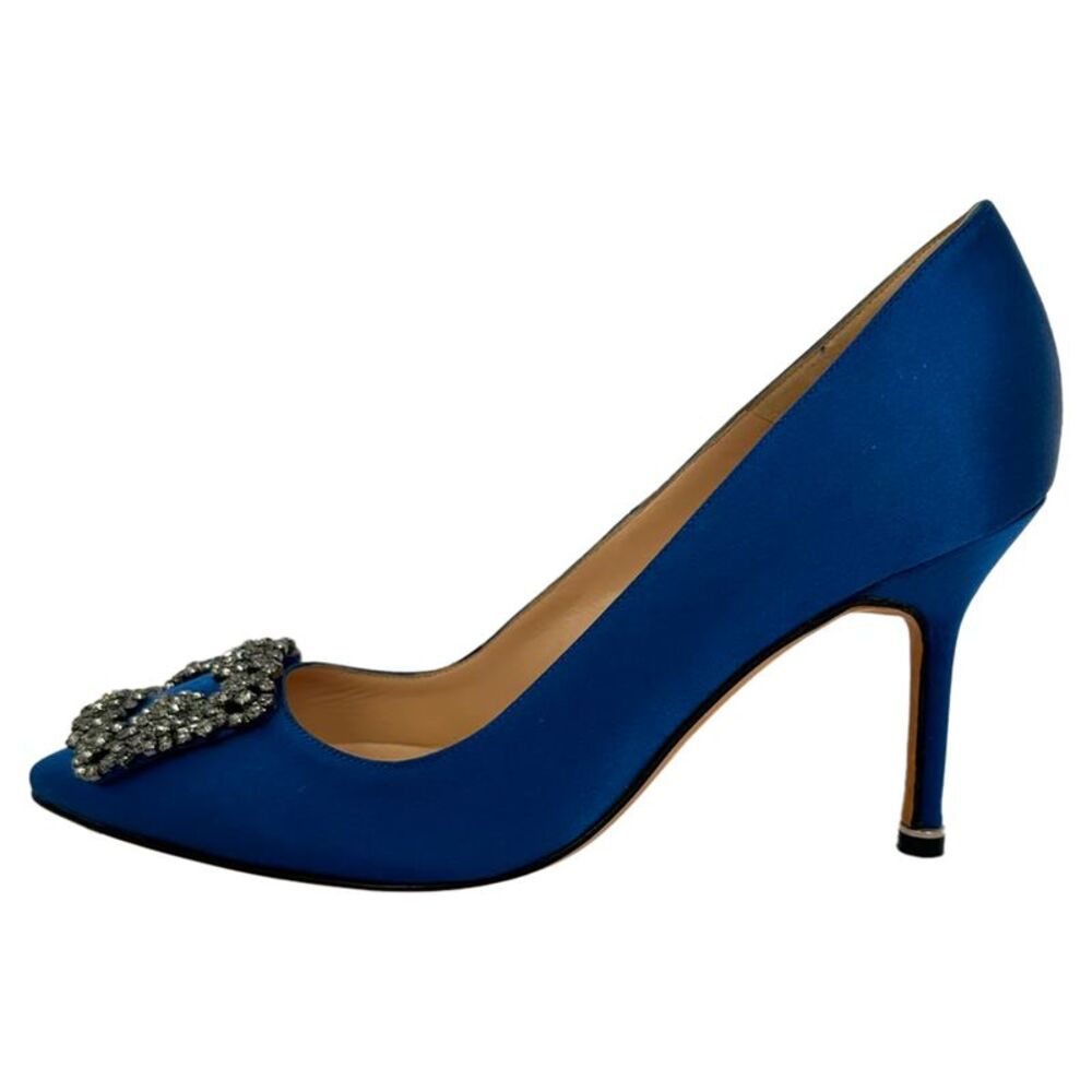 Manolo Blahnik Hangisi Embellished Pumps in Blue Satin - Picture 7 of 12